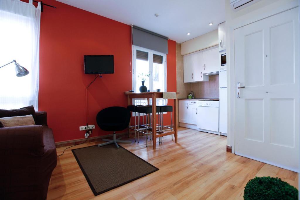 Apartamento Tirso De Molina Madrid Oda fotoğraf