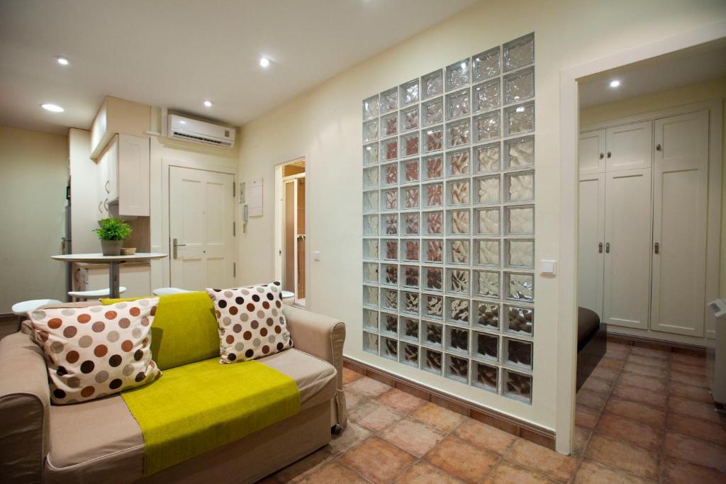 Apartamento Tirso De Molina Madrid Oda fotoğraf