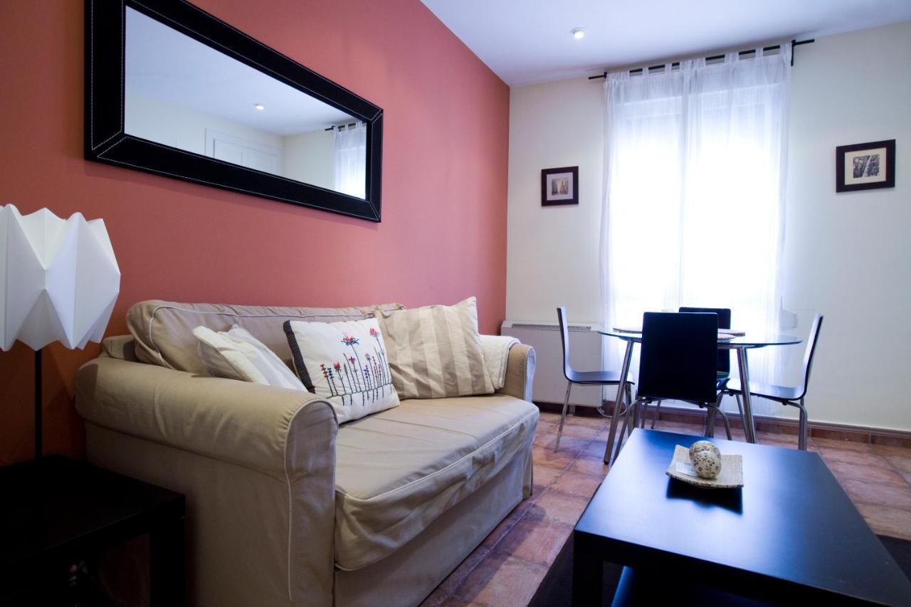 Apartamento Tirso De Molina Madrid Oda fotoğraf